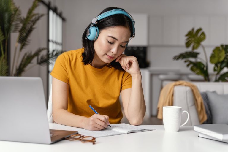 O que você precisa saber antes de lançar o seu primeiro curso online
